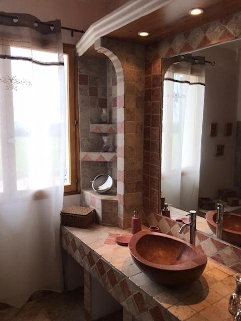 Bastide Campagne Canal Cucuron Kültér fotó