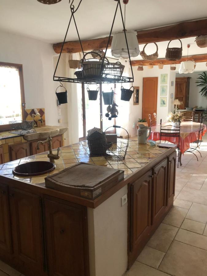 Bastide Campagne Canal Cucuron Kültér fotó